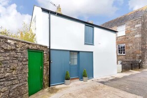 Exterior - The Coach House, Penzance- Cosy Nook for 2 (Penzance)