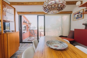 Apartamento, 1 habitación, vistas al puerto | Comedor