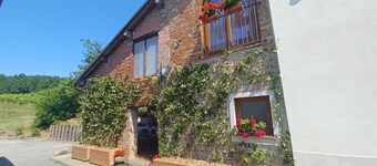 Farmhouse in the heart of the countryside, for groups and families