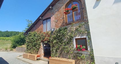 Farmhouse in the heart of the countryside, for groups and families