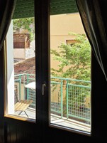 Doppia Comfort | Una scrivania, postazione laptop, Wi-Fi gratuito, lenzuola