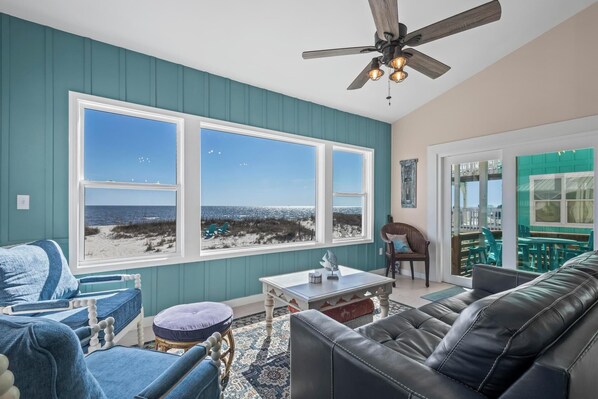 Fernseher, DVD-Player, Videothek