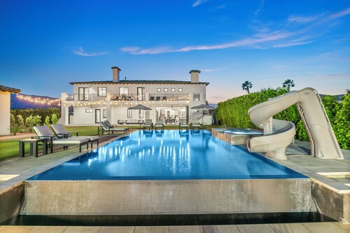 Casa Blanca: Pool, Spa, & Coachella Access