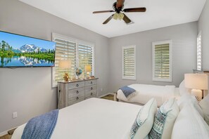5 bedrooms, iron/ironing board, Internet, bed sheets