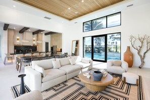 تلفزيون ذكي