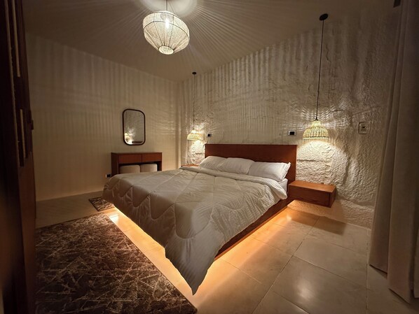 3 dormitorios, tabla de planchar con plancha, wifi gratis y ropa de cama