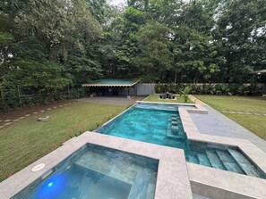 Loft, 1 habitación, accesible para personas con discapacidad, fumadores | Piscina | Una piscina al aire libre