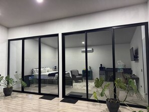 Loft, 1 Bedroom, Accessible, Smoking | 1 bedroom