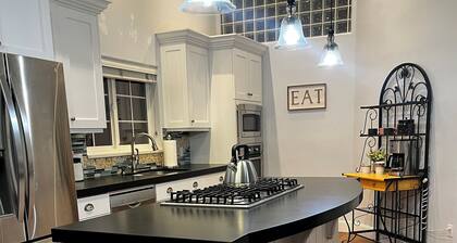Gather & Stay: Perfect for Friends and Family