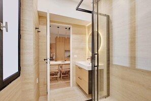 Douche, séchoir à cheveux