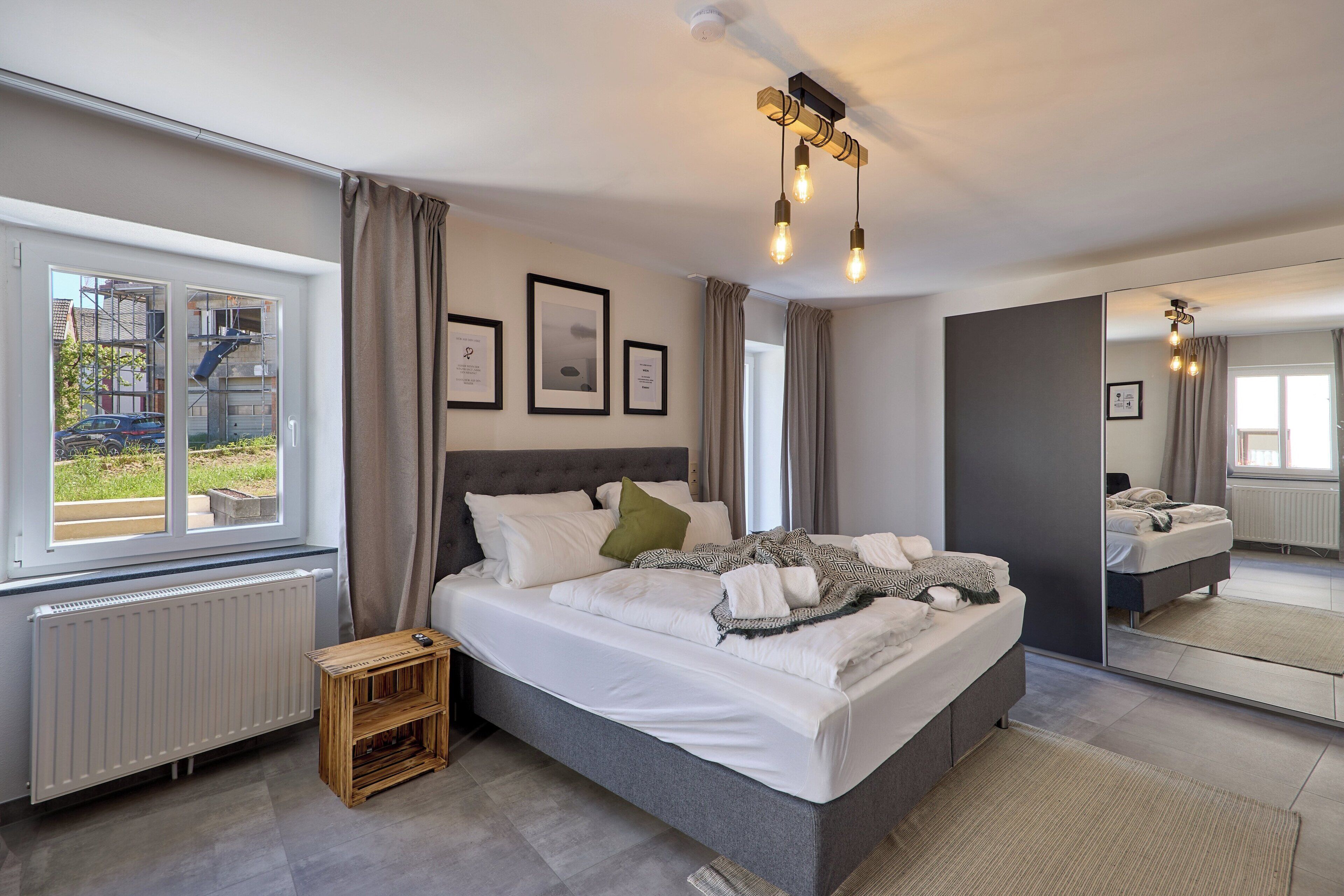 1 chambre, fer et planche à repasser, lit parapluie, Wi-Fi gratuit