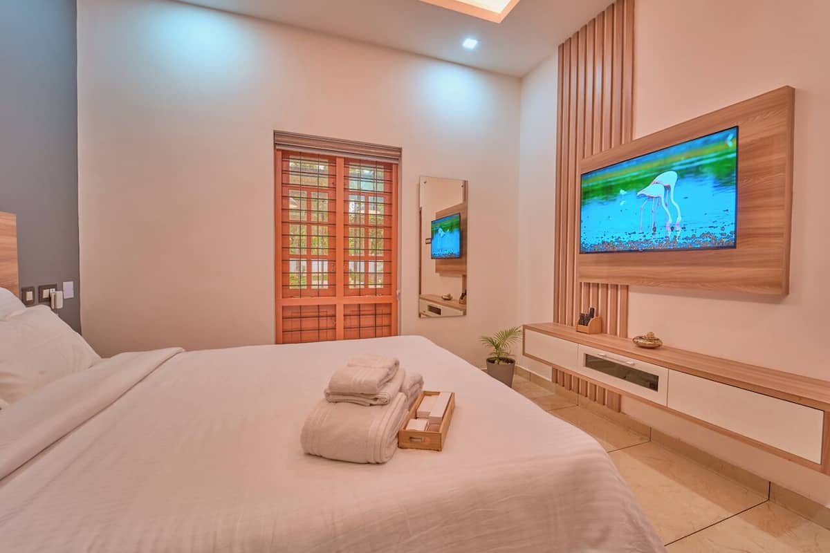 Deluxe Villa | Pillowtop-Betten, laptopgeeigneter Arbeitsplatz, kostenloses WLAN