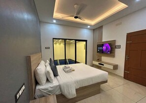 Premium VIlla with Pool | Colchones con acolchado adicional