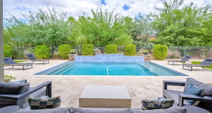 Luxury in North Scottsdale sleeps 10