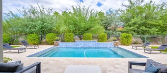 Luxury in North Scottsdale sleeps 10
