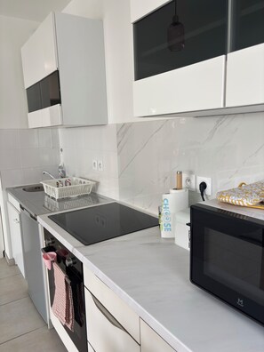 Microwave, oven, stovetop