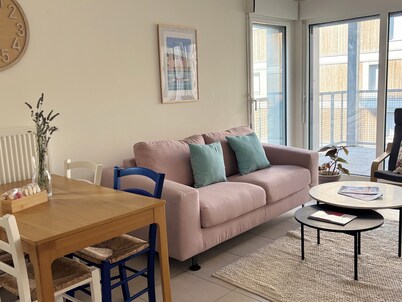 Côté Parc: brand new apartment, indoor parking, & at the foot of the metro in Lyon
