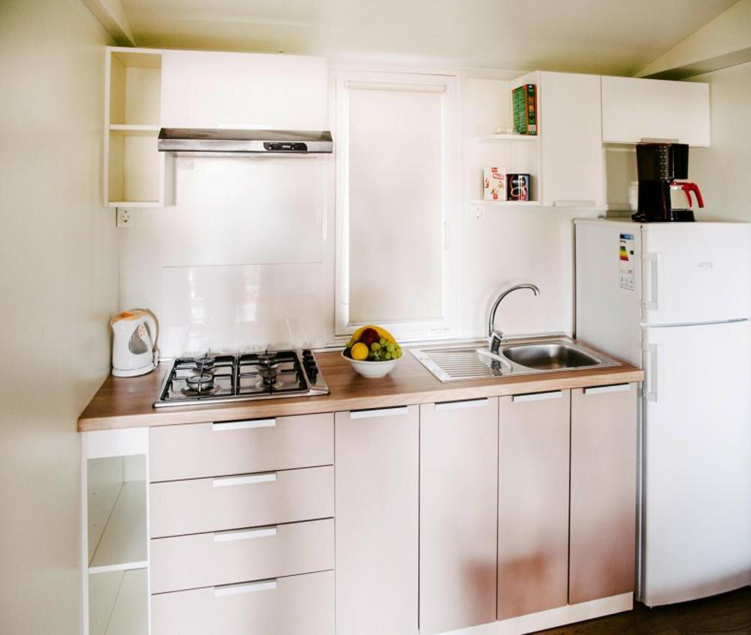 Mobile Home | Private kitchen