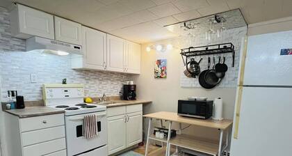 1 bedroom apartment, centrally located and newly renovated