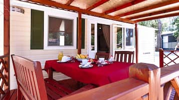 Mobile Home | Living room