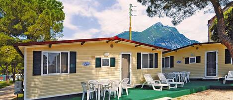 Mobile Home | Exterior