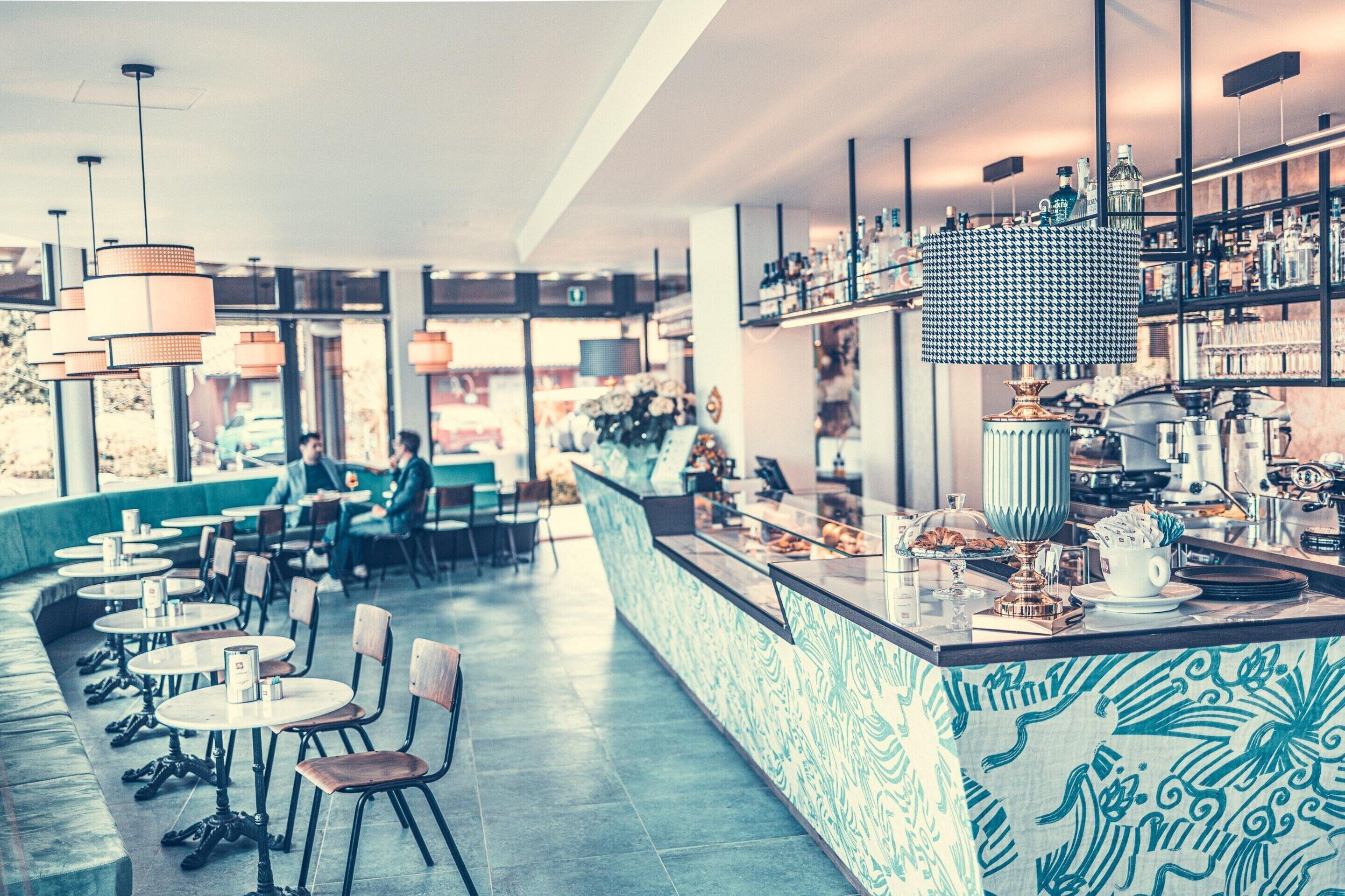 Mobile Home | Dining