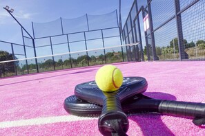 Mobile Home | Sports court