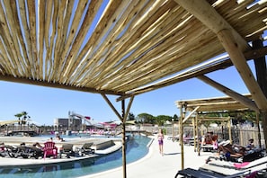 Mobile Home | Pool