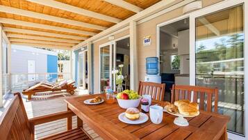 Nhà di động | Ban công