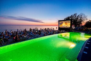 Mobile Unterkunft | Pool | Außenpool