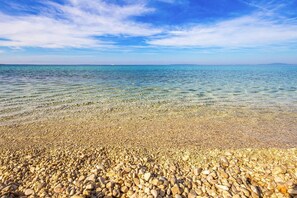 Mobile Home | Water view - Mobile Home in Pag Near Pebble Beach (Novalja)