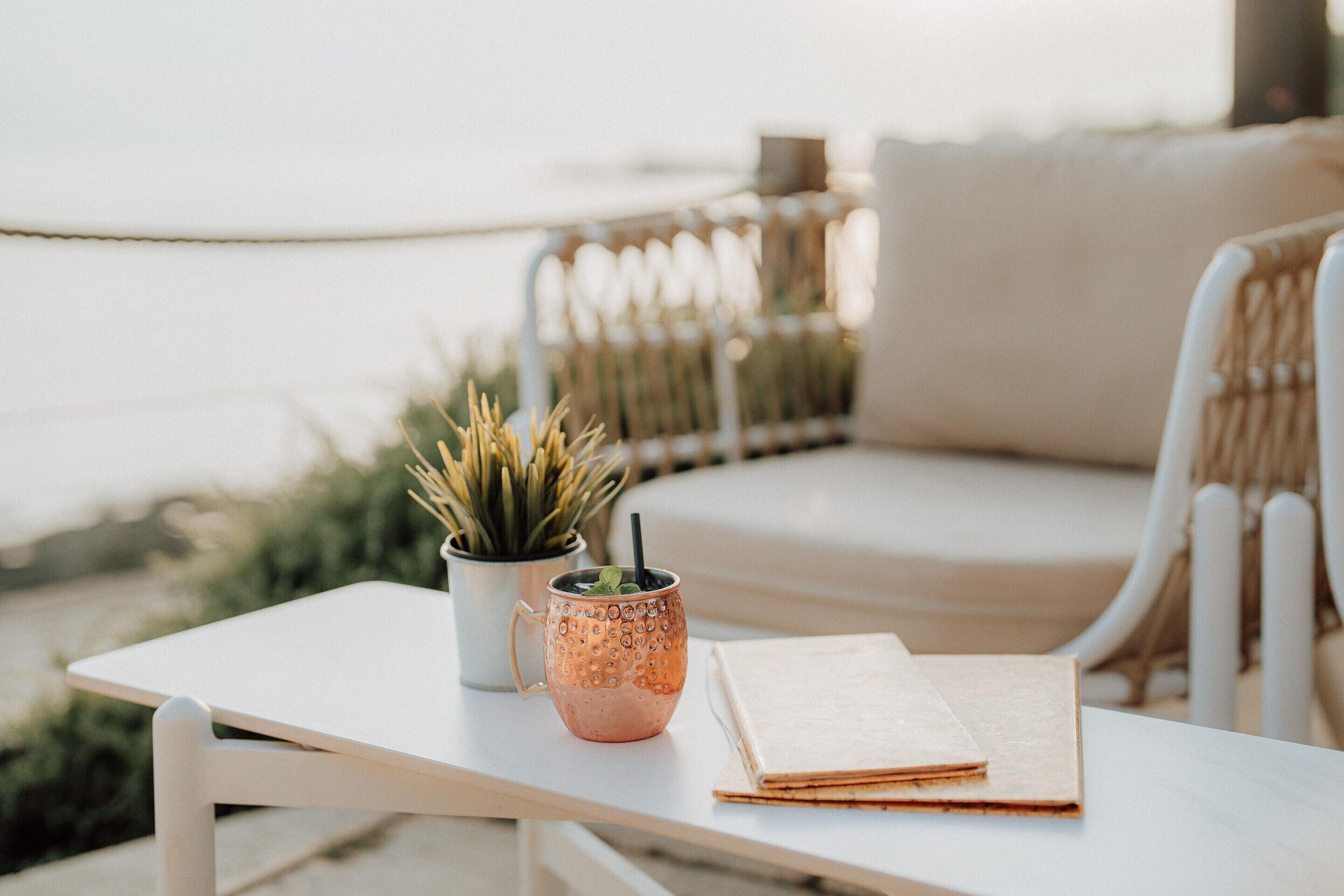 تفاصيل الفندق من الداخل