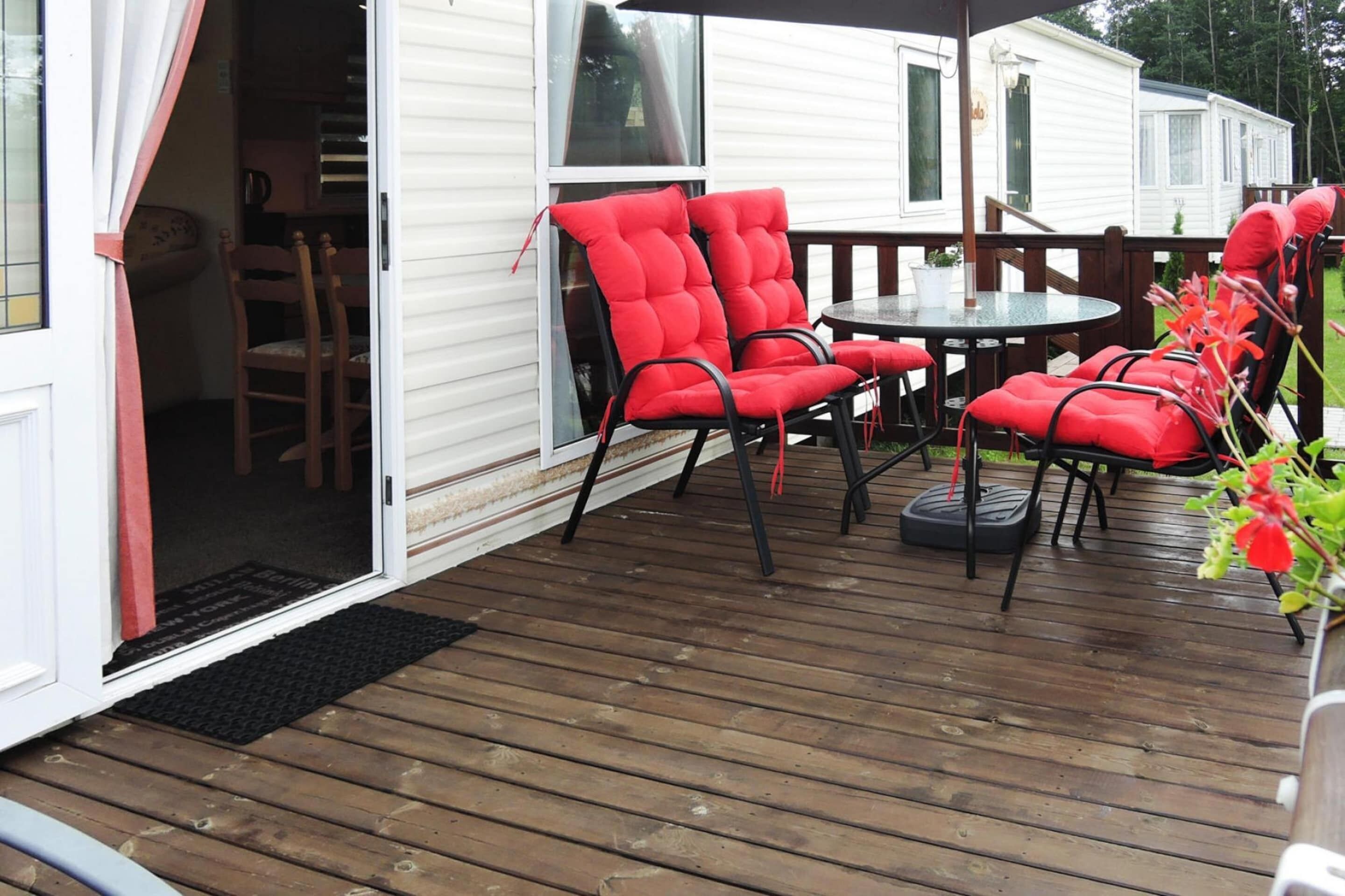 บ้านเคลื่อนที่ | รับประทานอาหารกลางแจ้ง