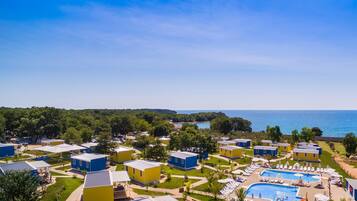 Mobile Home | Pool | Outdoor pool