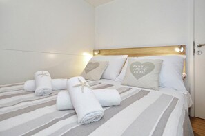 Habitatge mòbil | 2 dormitoris i mobiliari individual