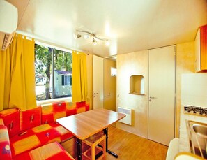 Mobile Home | Salle de séjour
