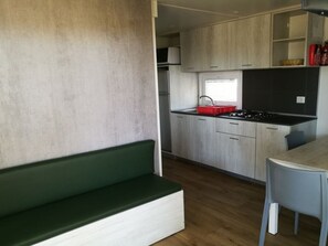 Mobile Home | Living room