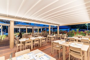 Casa rodante | Restaurante al aire libre