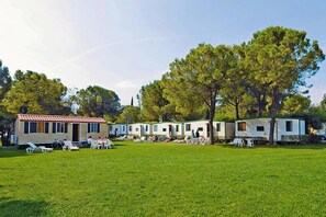 Mobile Home | Garden