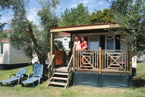 Mobile Home | Bahagian luar