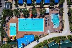 Trailer | Piscina | Piscina externa