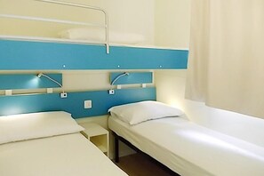 活动屋 | 2 多间卧室、床单