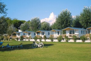 Mobile Home | Exterior