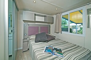บ้านเคลื่อนที่ | 3 ห้องนอน, ตกแต่งพิเศษโดยเฉพาะ