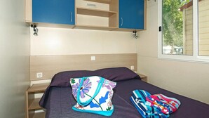 Mobile Home | 3 bedrooms, individually furnished - Mobile Home in Desenzano With Swimming Pool (Desenzano del Garda)