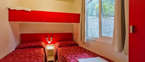 Stacaravan | 2 slaapkamers, individueel gemeubileerd