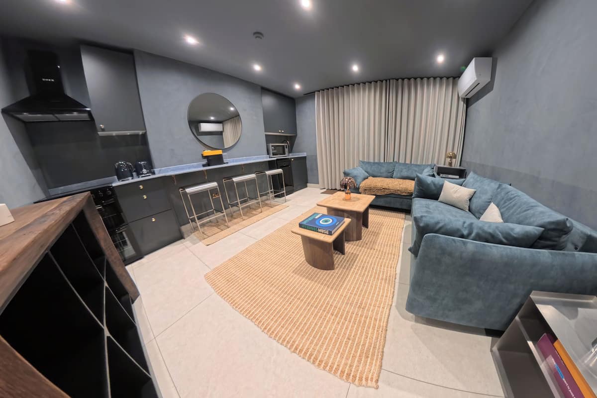 Grand Apartment, 1 Bedroom, Air conditioning, City View
