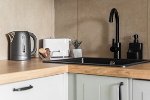Standard Apartment, Balcony, Courtyard View | Private kitchenette