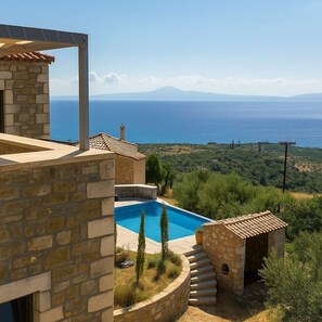 Villa | 3 bedrooms, Internet