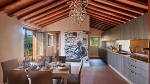 تناول الطعام